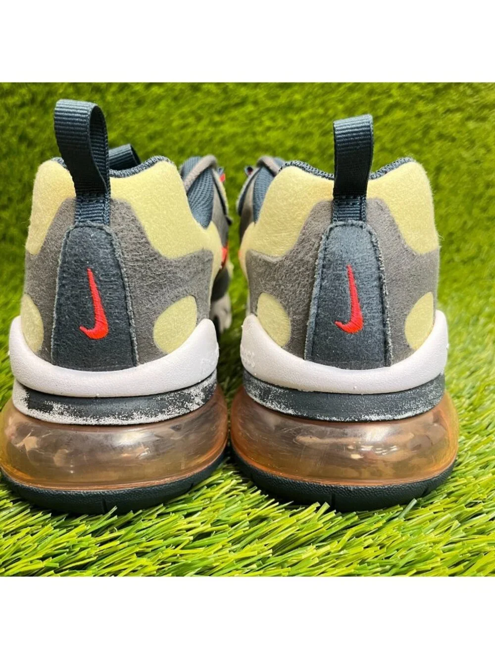 Nike Air Max 270 React Boys Size 5.5Y Gray Beige Athletic Running Shoes Sneakers